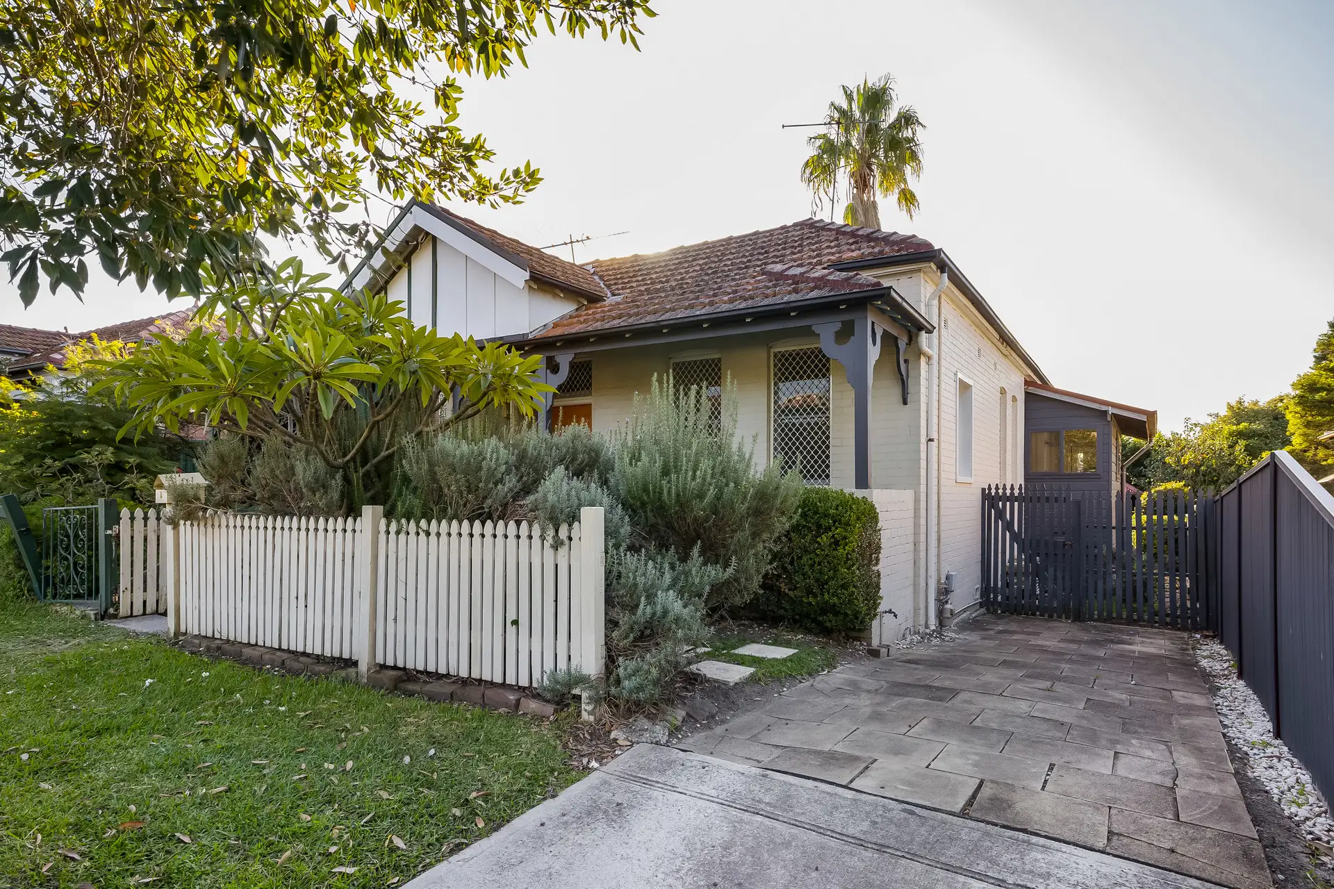 8 Ward Avenue, Canterbury Sold by Adrian William