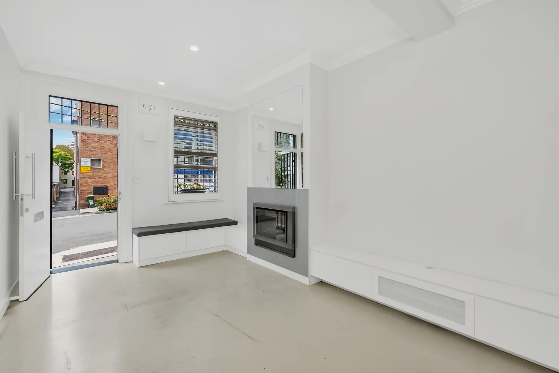 31 Yurong Street, Darlinghurst Sold by Adrian William