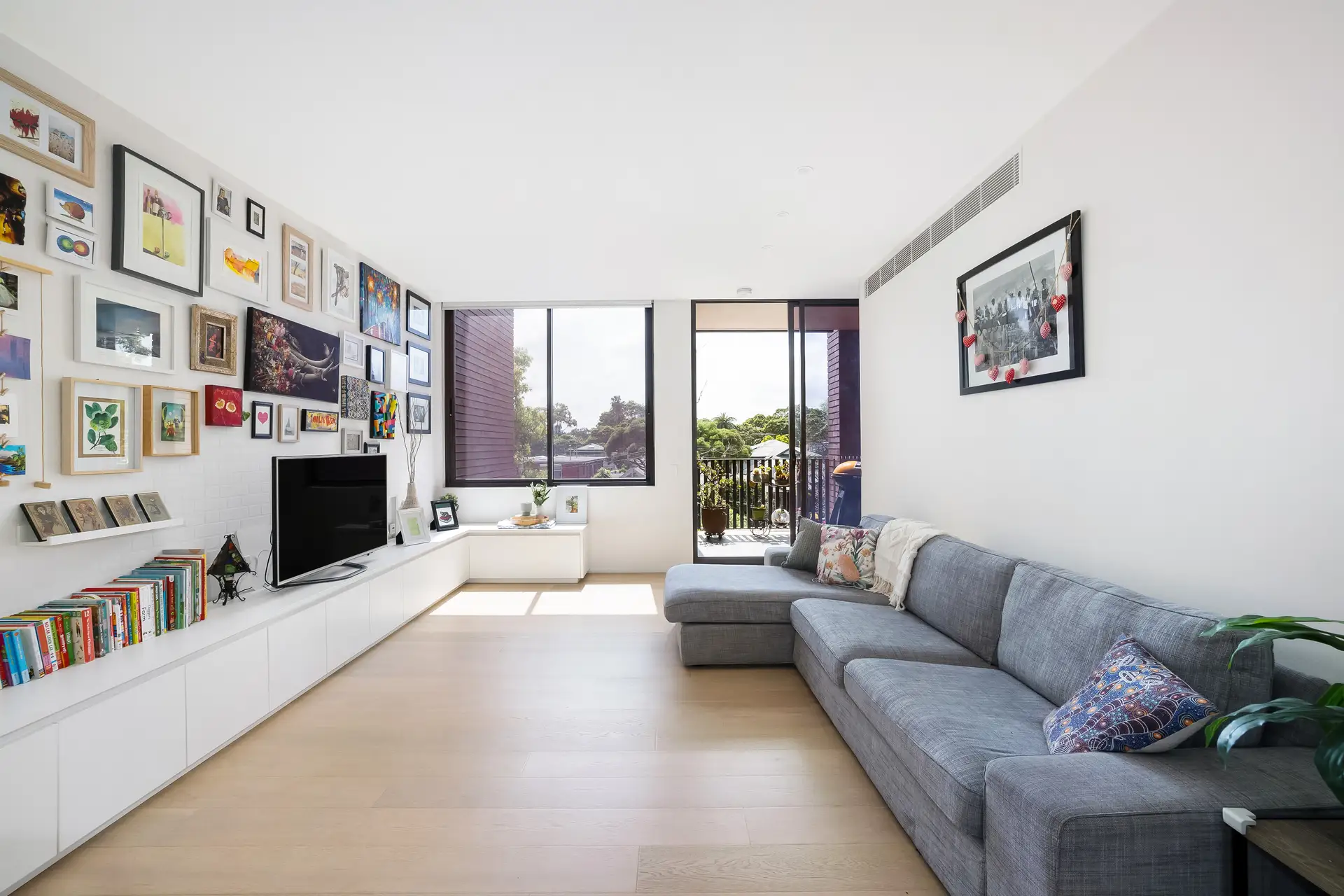 3103/6 Grove Street, Dulwich Hill Sold by Adrian William