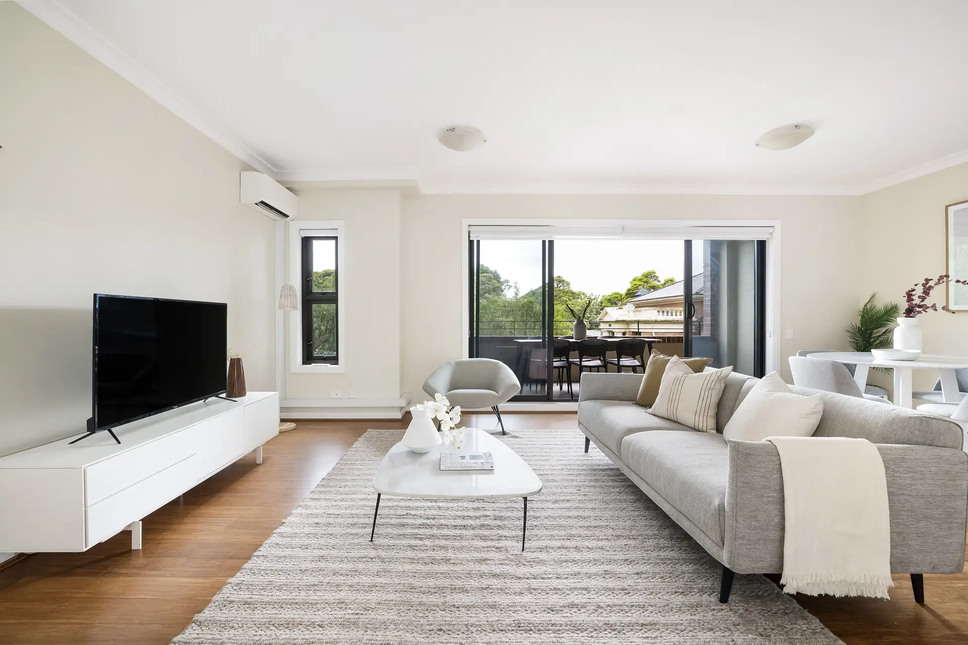 32/1-3 Coronation Avenue, Petersham Sold by Adrian William