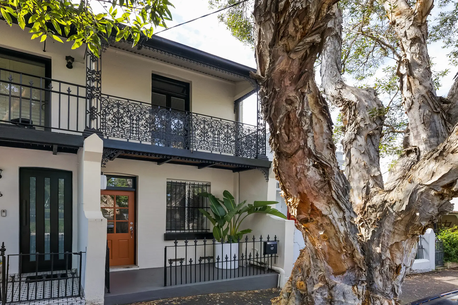 17 Bridge Street, Erskineville Sold by Adrian William