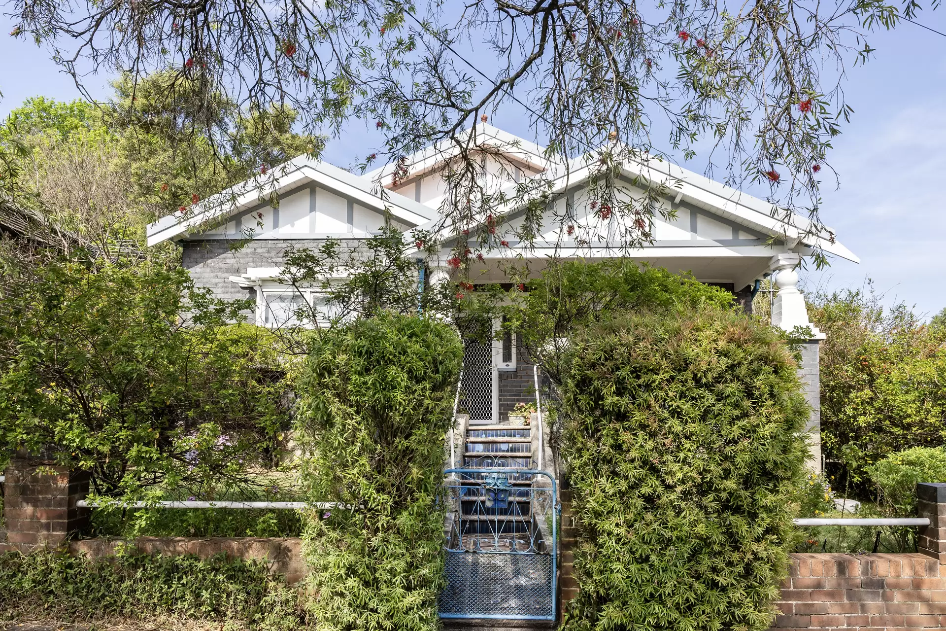 34 First Street, Ashbury Sold by Adrian William