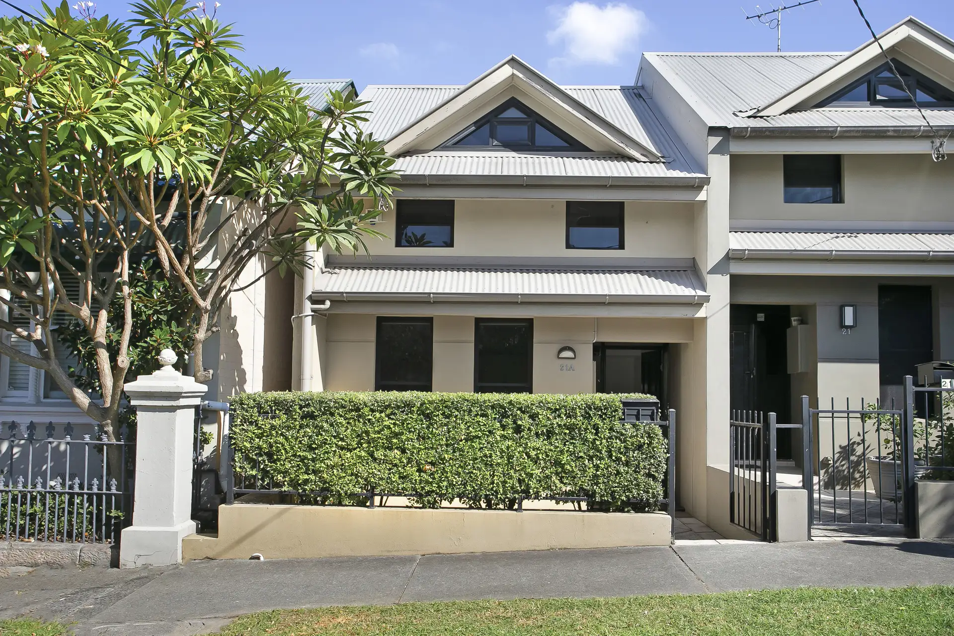 21A Justin Street, Lilyfield Leased by Adrian William