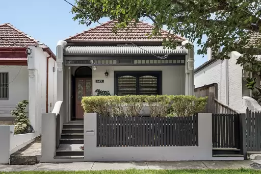 149 Victoria Street, Dulwich Hill Auction by Adrian William