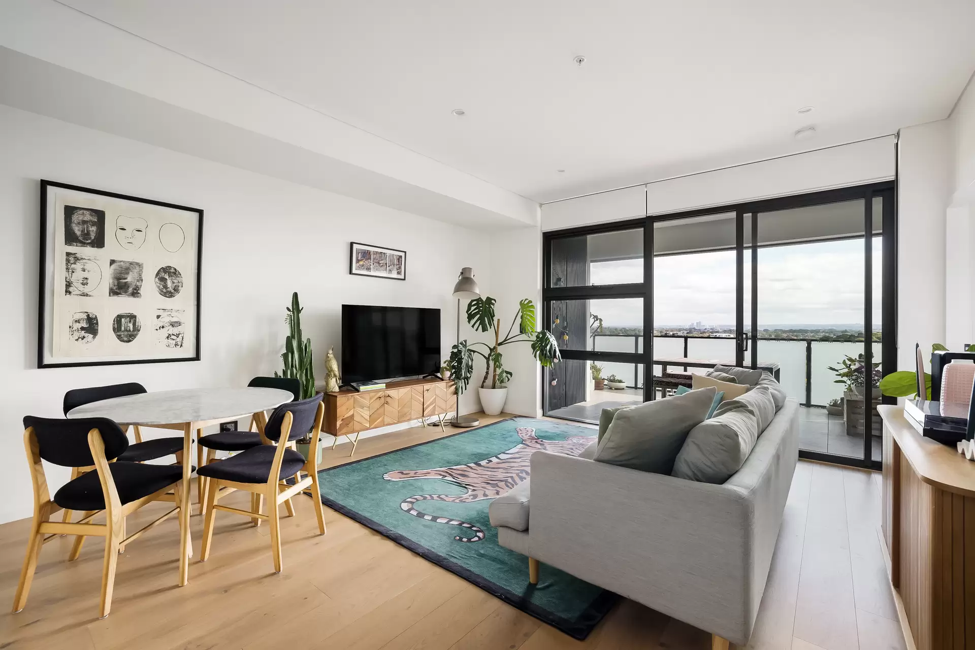 C606/305 Trafalgar Street, Petersham Sold by Adrian William