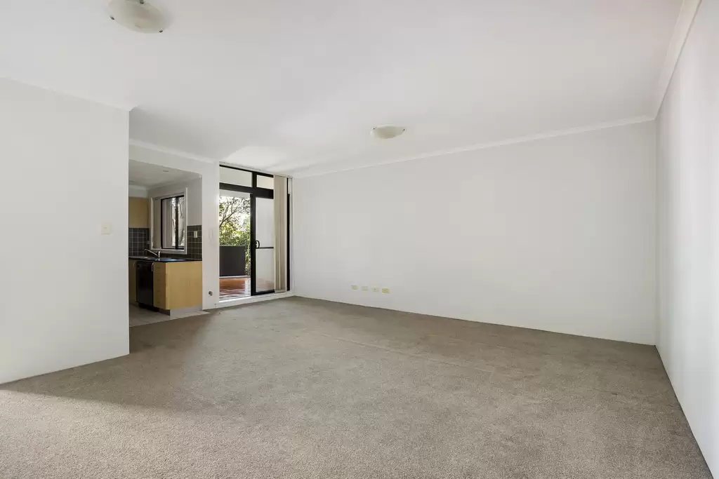 18/3-13 Erskineville Road, Newtown For Lease by Adrian William