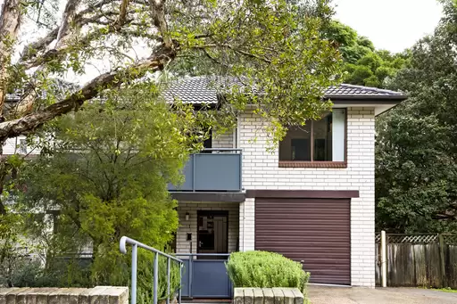 1/14-16 Minter Street, Canterbury Auction by Adrian William