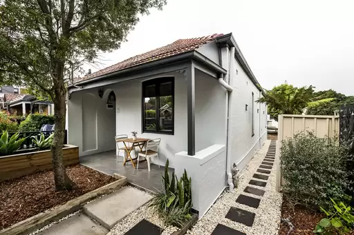 21 Illawarra Road, Marrickville Auction by Adrian William
