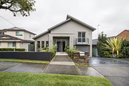 24 Weston Avenue, Narwee Auction by Adrian William