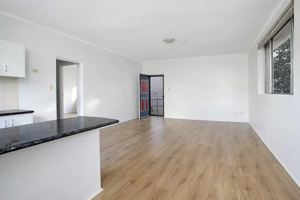 2/5 Garran Lane, Glebe For Lease by Adrian William