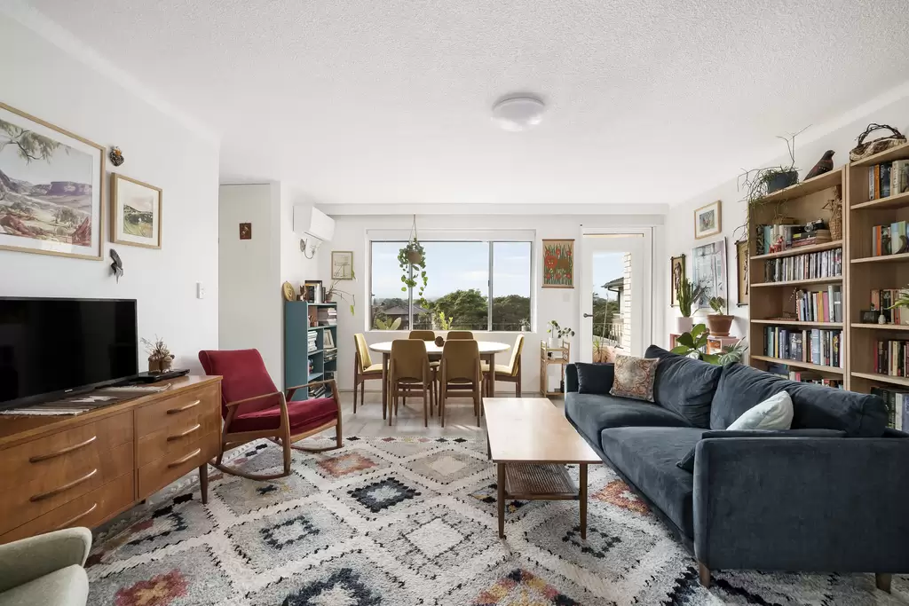 48/31-33 First Avenue, Campsie Sold by Adrian William