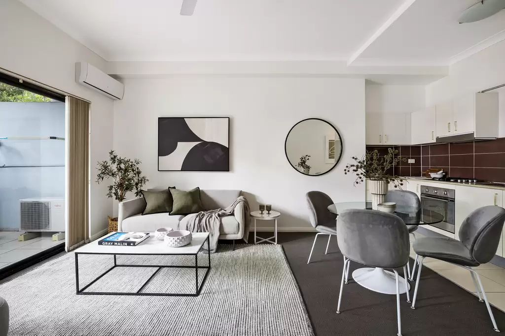 1/20-34 Wyndham Street, Alexandria Auction by Adrian William