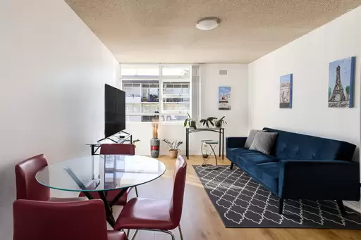 17/8 Brunswick Parade, Ashfield For Sale by Adrian William