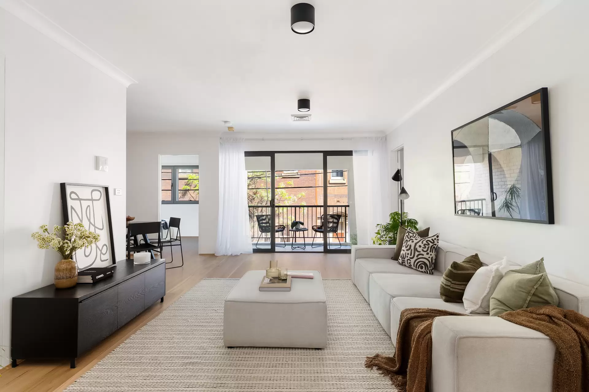 6/80 Enmore Road, Newtown Sold by Adrian William