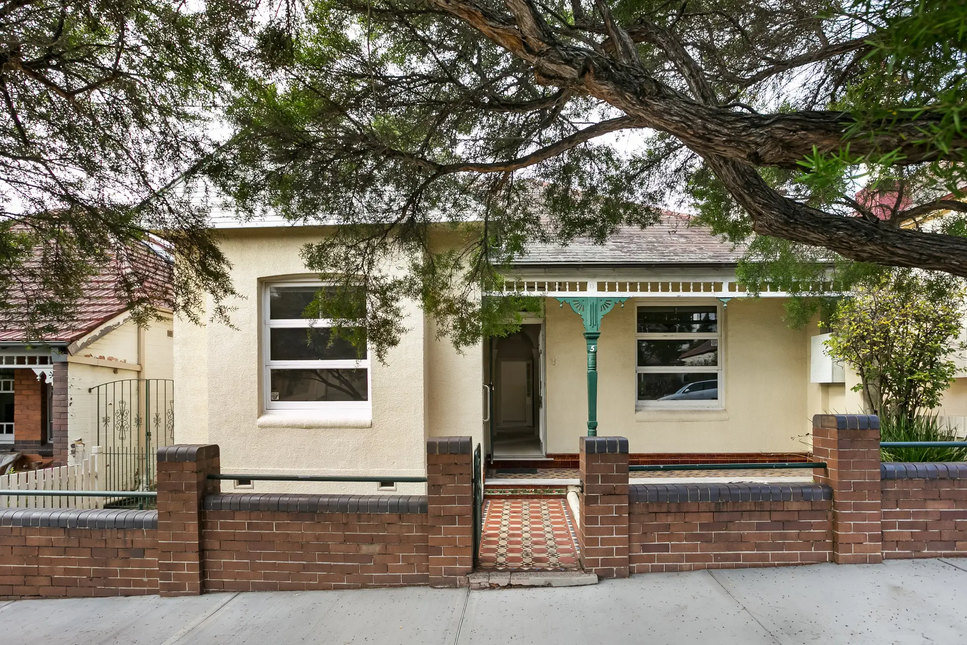 5 Ross Street, Dulwich Hill Sold by Adrian William