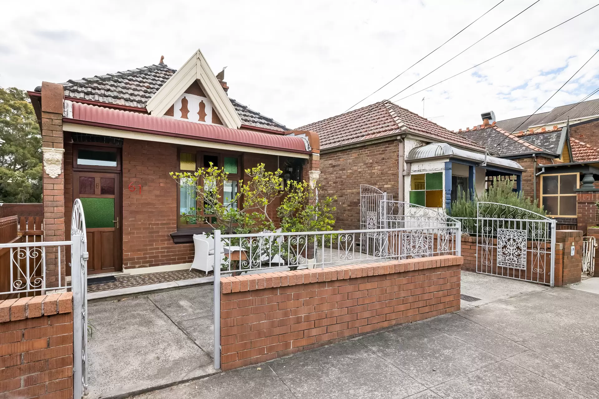 61 Unwins Bridge Road, Sydenham Leased by Adrian William
