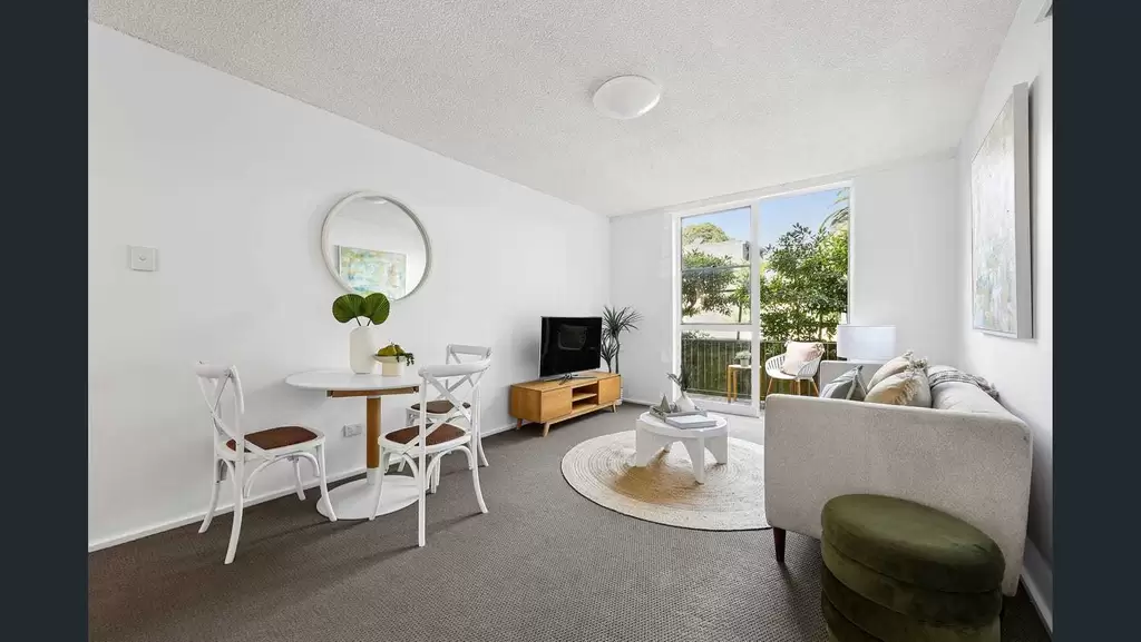 2/9-17 Newton Street, Alexandria Leased by Adrian William