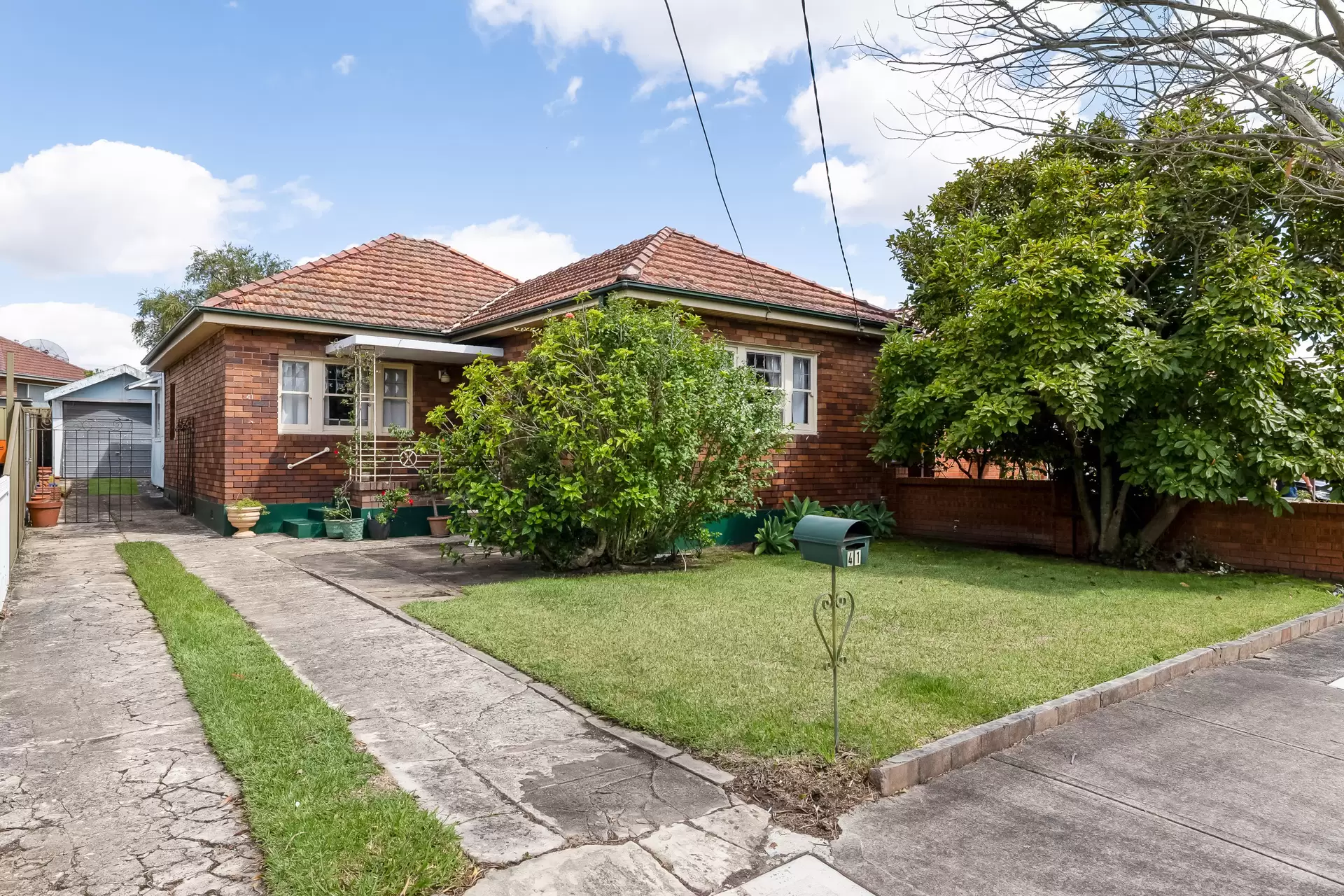 41 Paxton Avenue, Belmore Sold by Adrian William