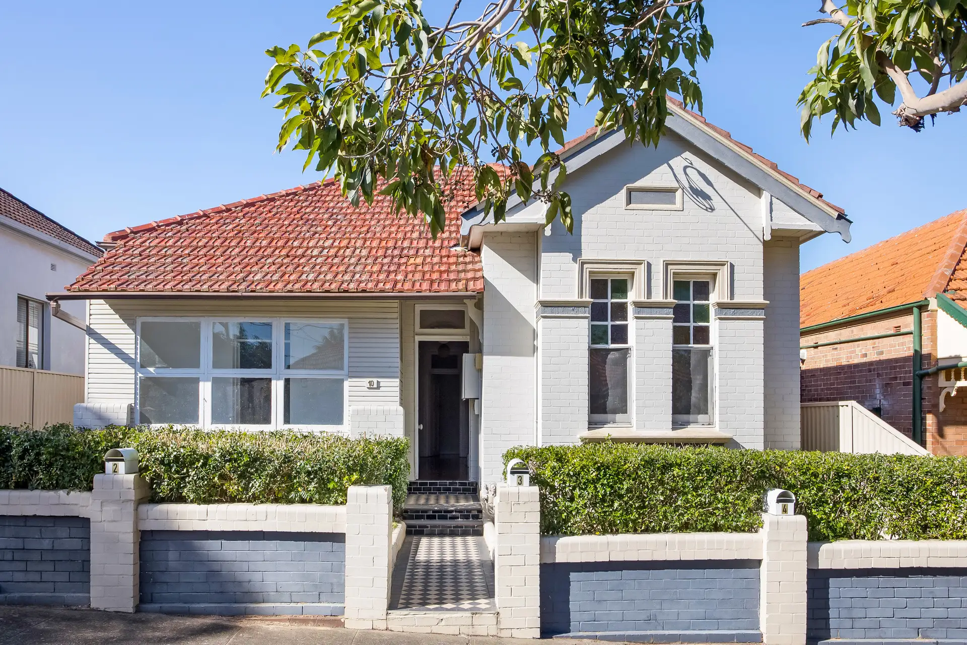 10 Durham Street, Dulwich Hill Sold by Adrian William