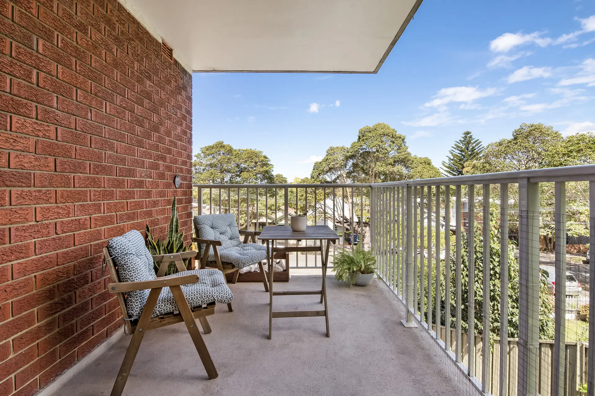 2/31 Ness Avenue, Dulwich Hill Sold by Adrian William