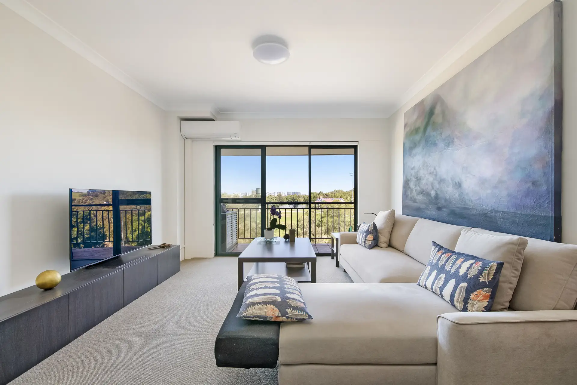 93/362 Mitchell Road, Alexandria Sold by Adrian William