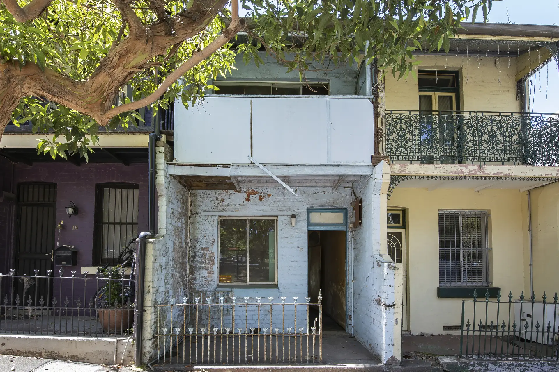 16 Bridge Street, Erskineville Sold by Adrian William