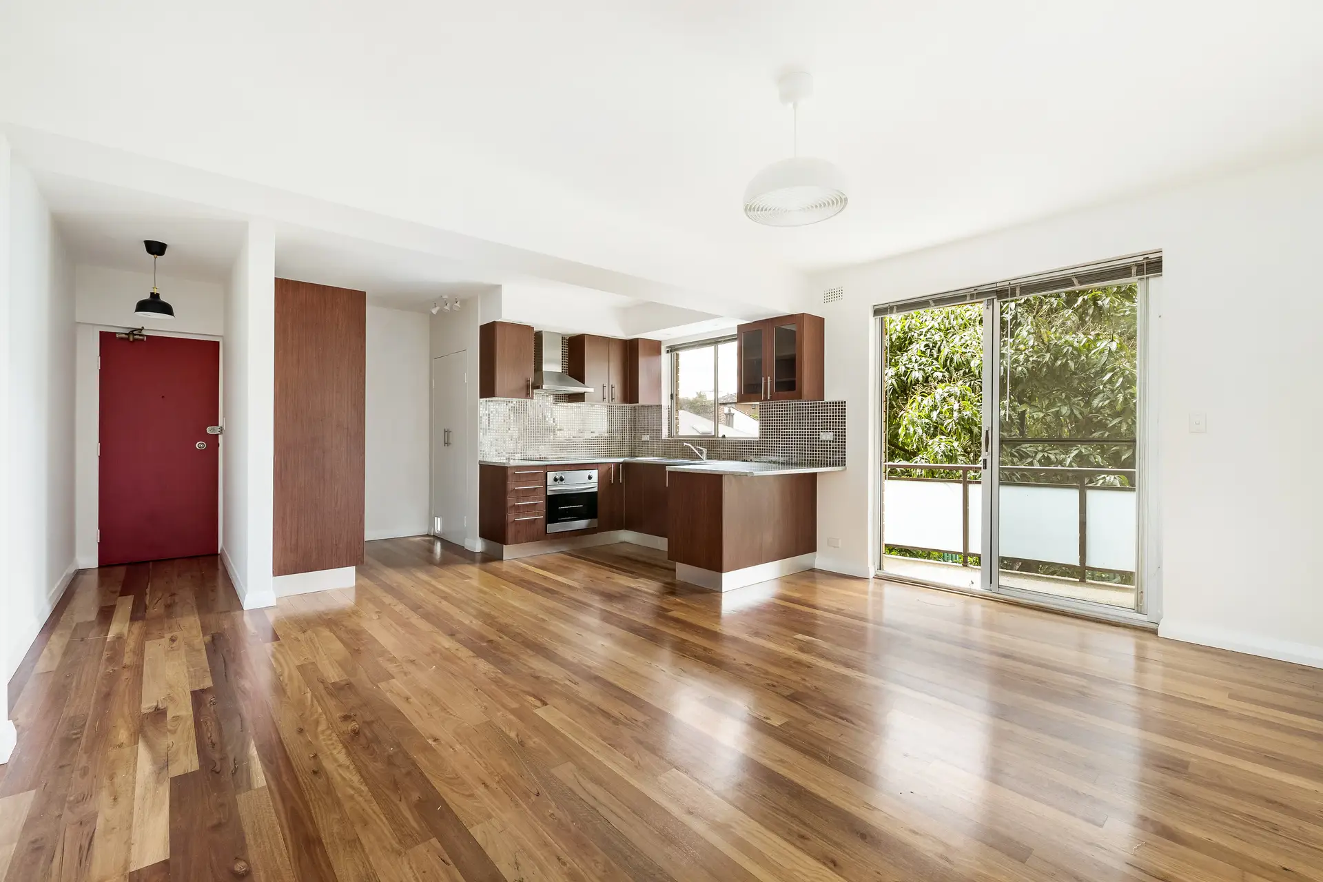 11/19-21 Woodcourt Street, Marrickville Sold by Adrian William