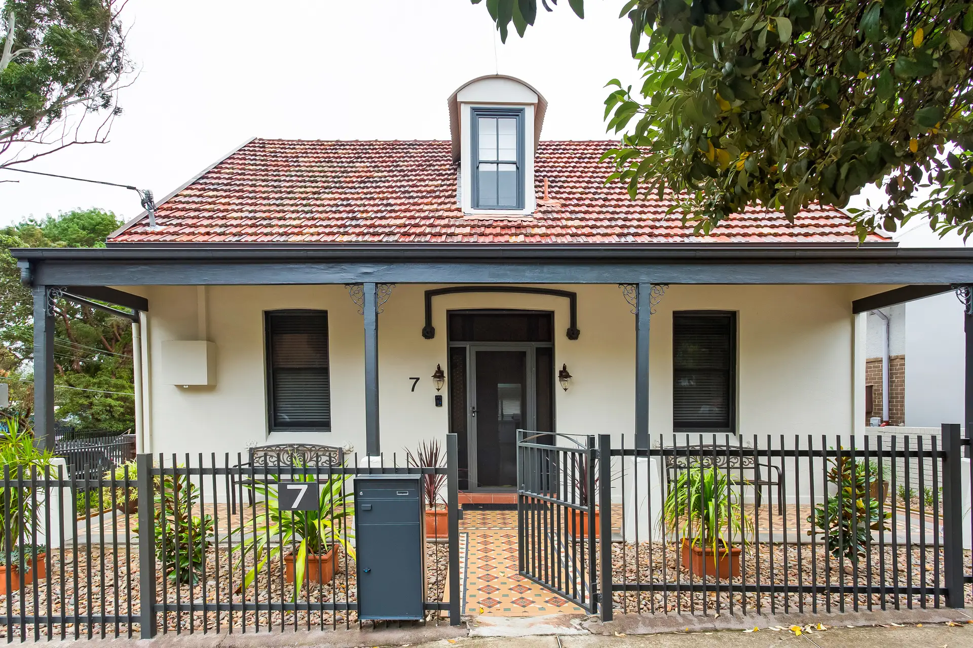 7 Railway Street, Petersham Sold by Adrian William