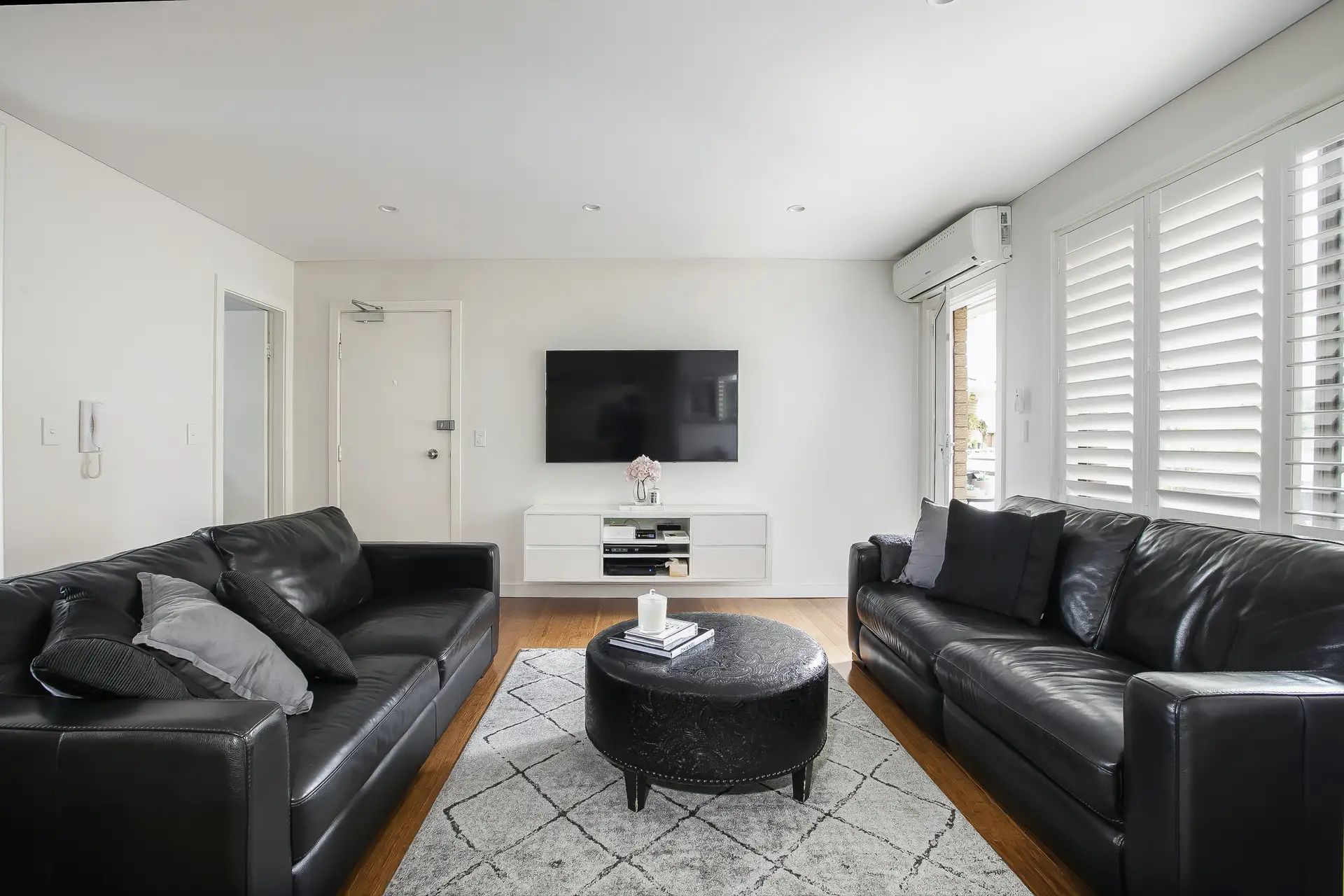 5/264 New Canterbury Road, Lewisham Sold by Adrian William