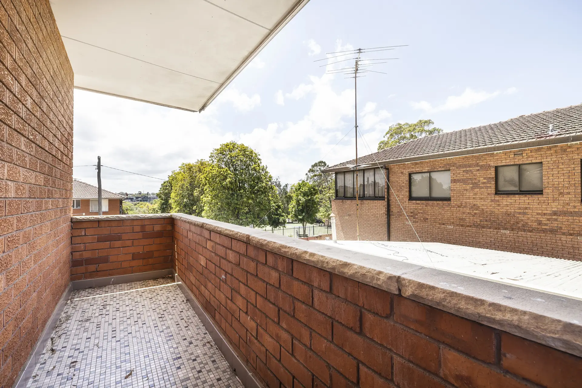 5/275 Livingstone Road, Marrickville Leased by Adrian William