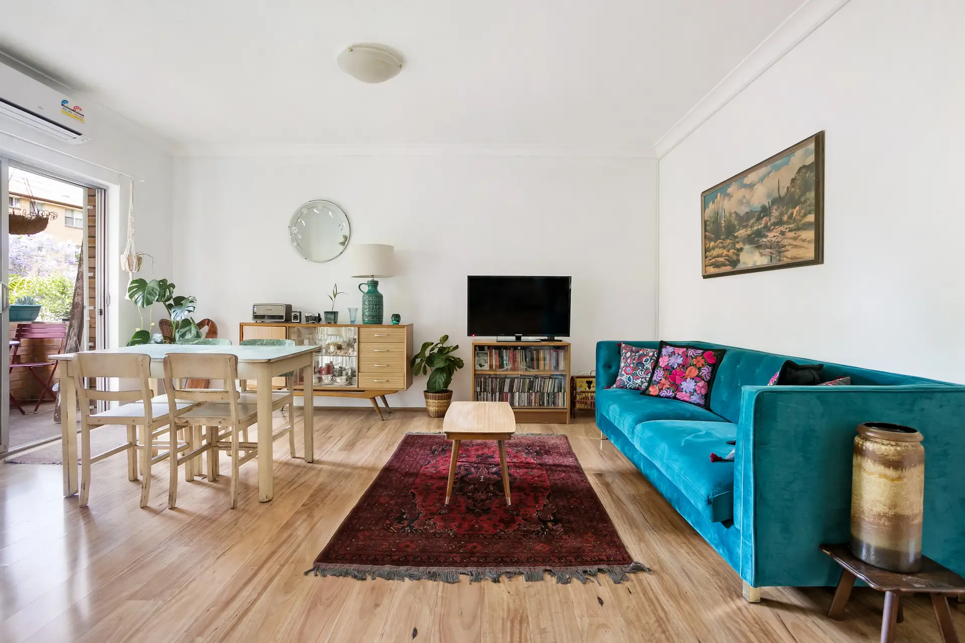 10/31-33 Myra Road, Dulwich Hill Sold by Adrian William