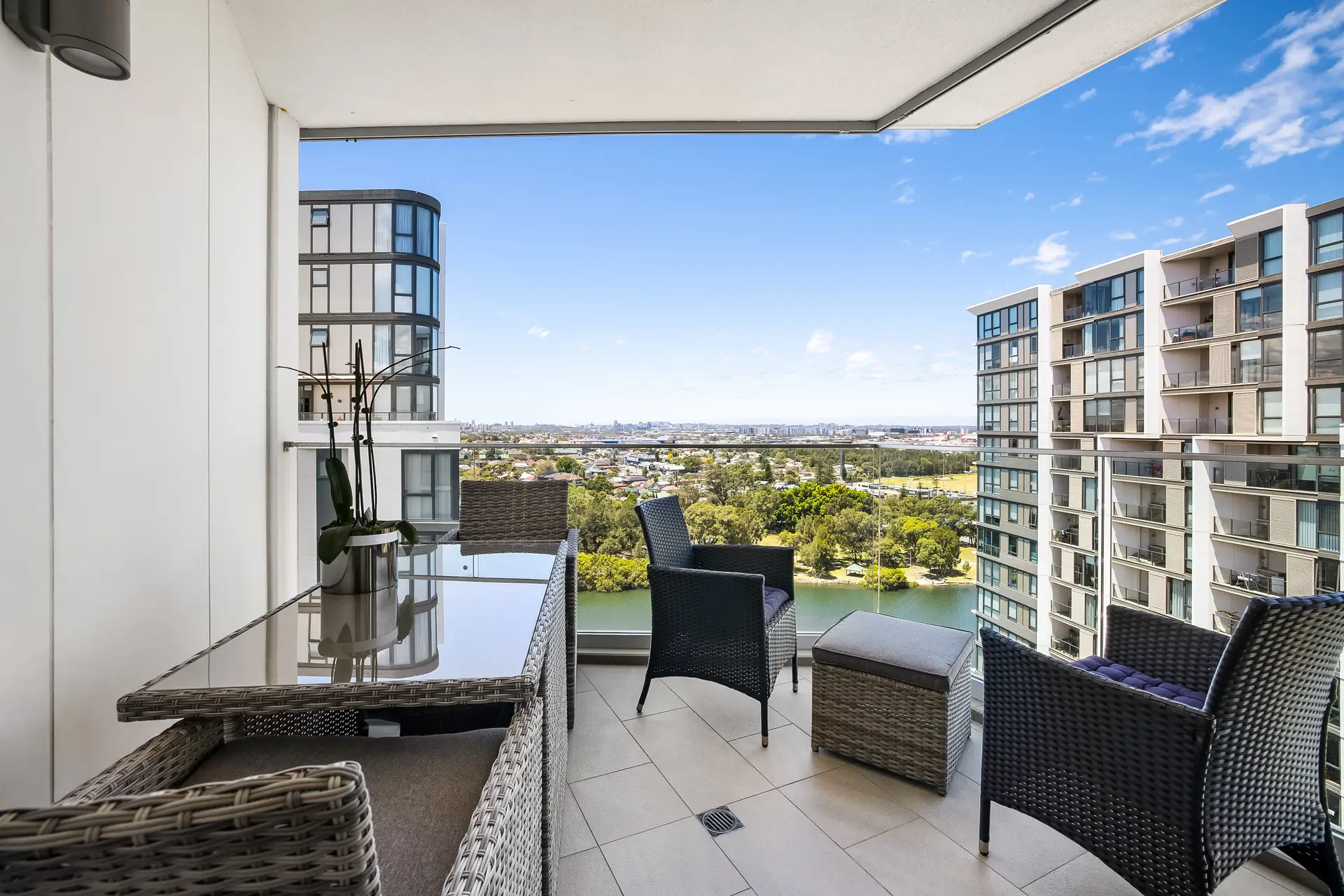 1411/17 Chisholm Street, Wolli Creek Sold by Adrian William