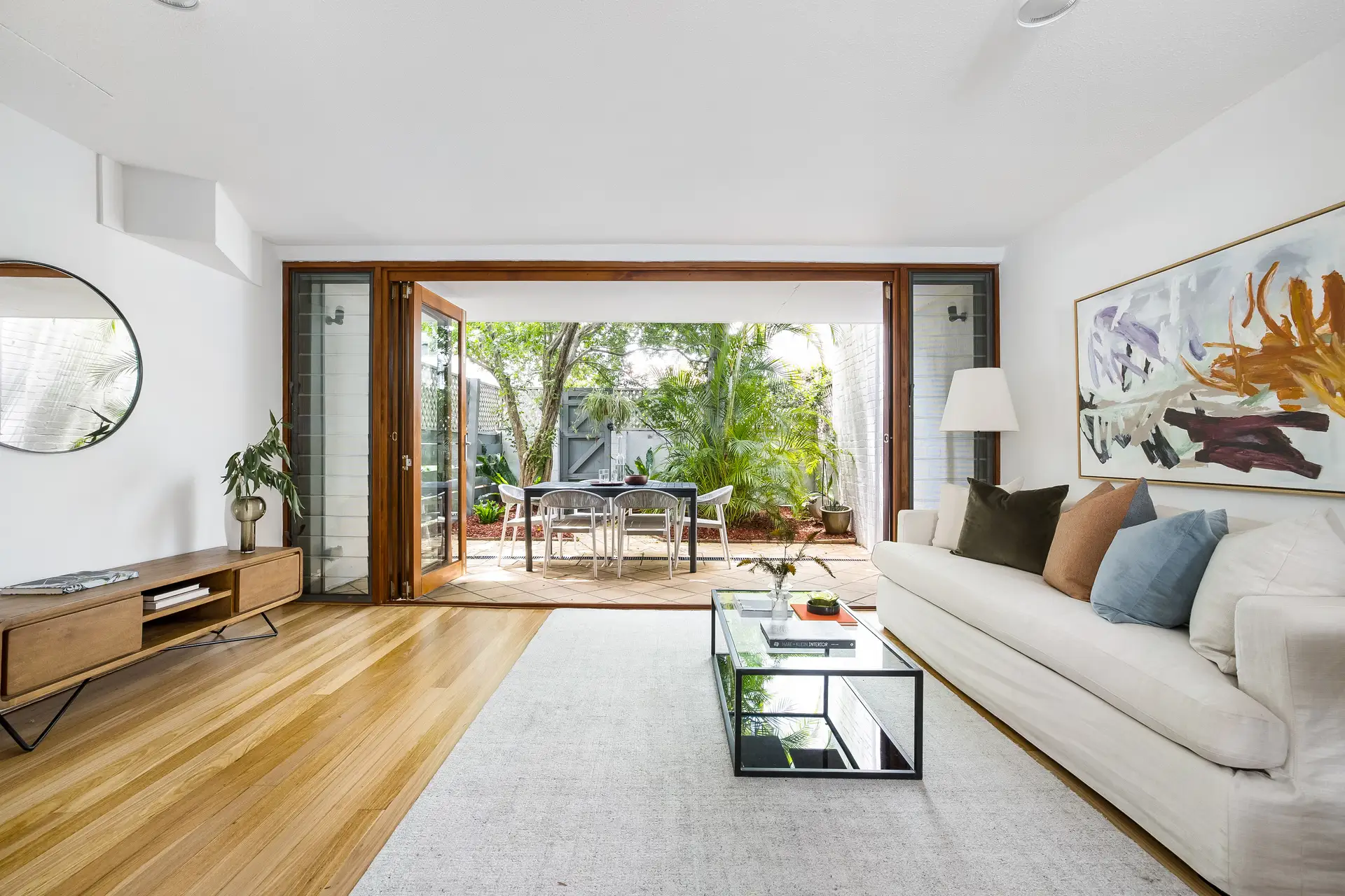 15/11 Rosebank Street, Glebe Sold by Adrian William