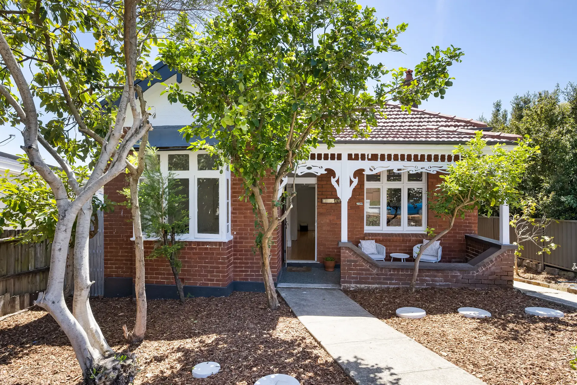 28 Jeffrey Street, Canterbury Sold by Adrian William